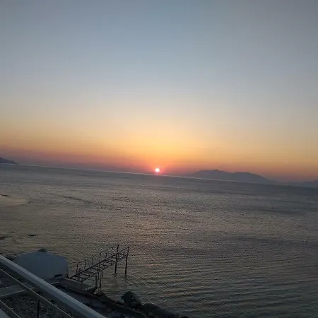 شقة فندقية Ladikos