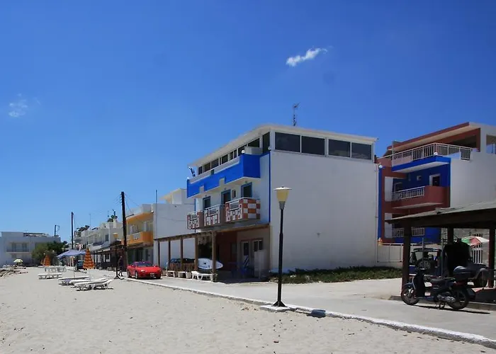 Ladikos Apartmanhotel