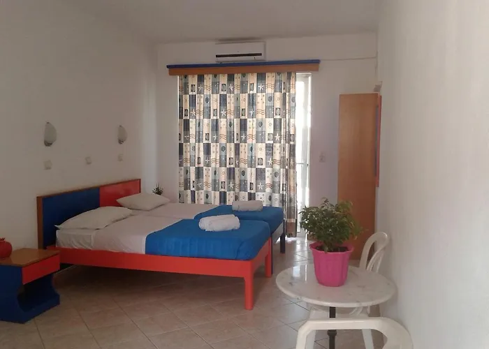 Ladikos Apartmanhotel 3*
